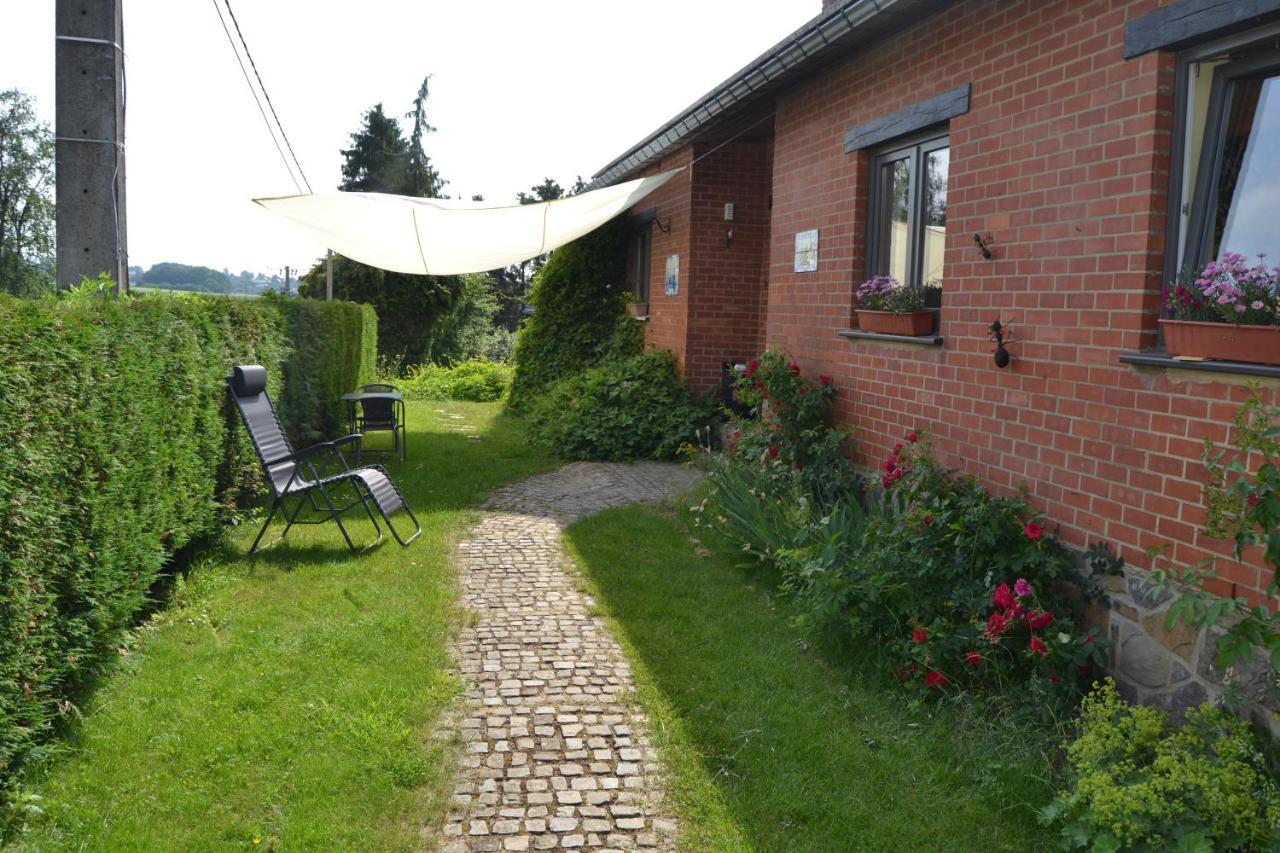 Bed and Breakfast En Chapoisie Ciney Exterior foto